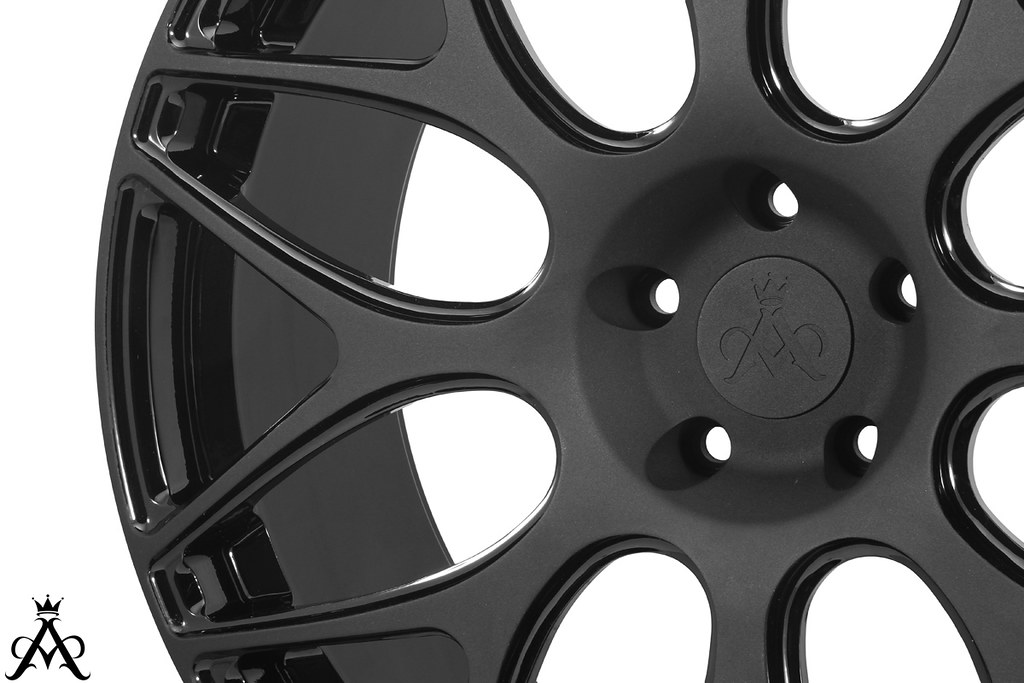 14357930197_d03482de77_b