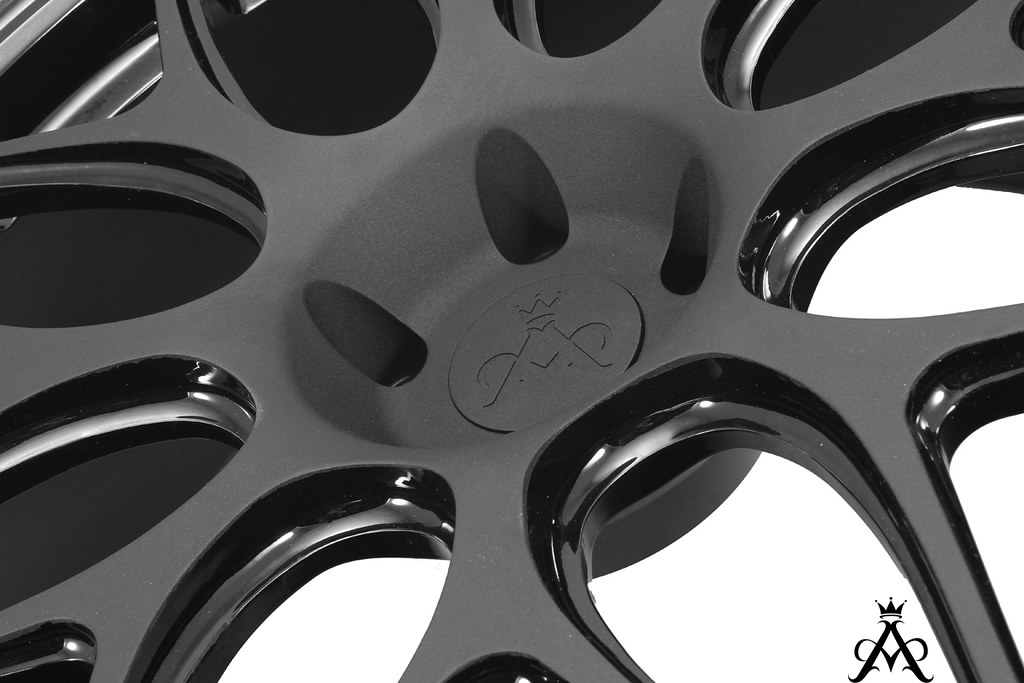 14540999431_598f4bf04a_b (1)