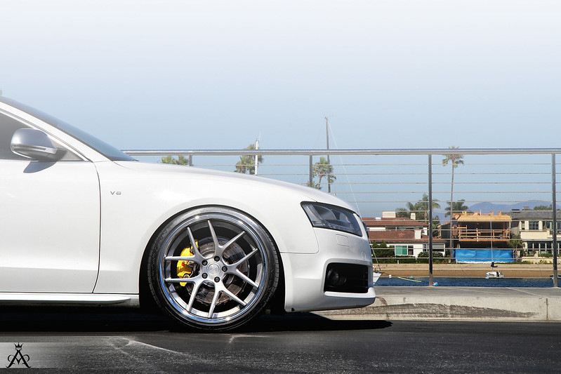 14880521850_f26676014a_c