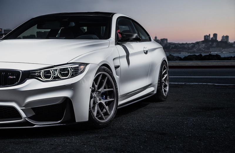 20074937434_c8a0516c16_c