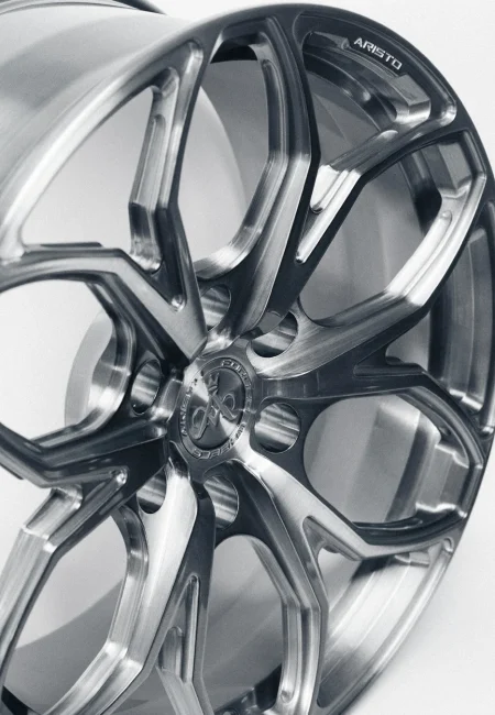 Aristo-221