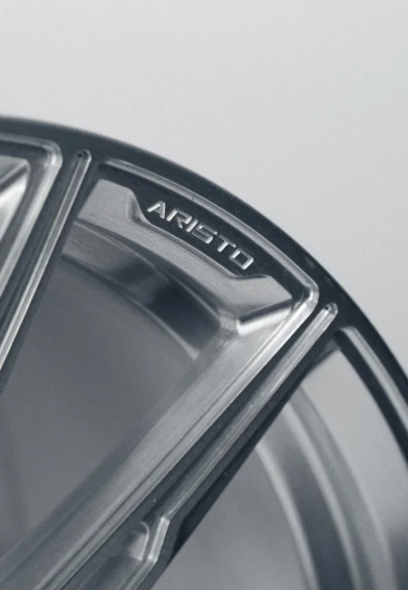 Aristo-352